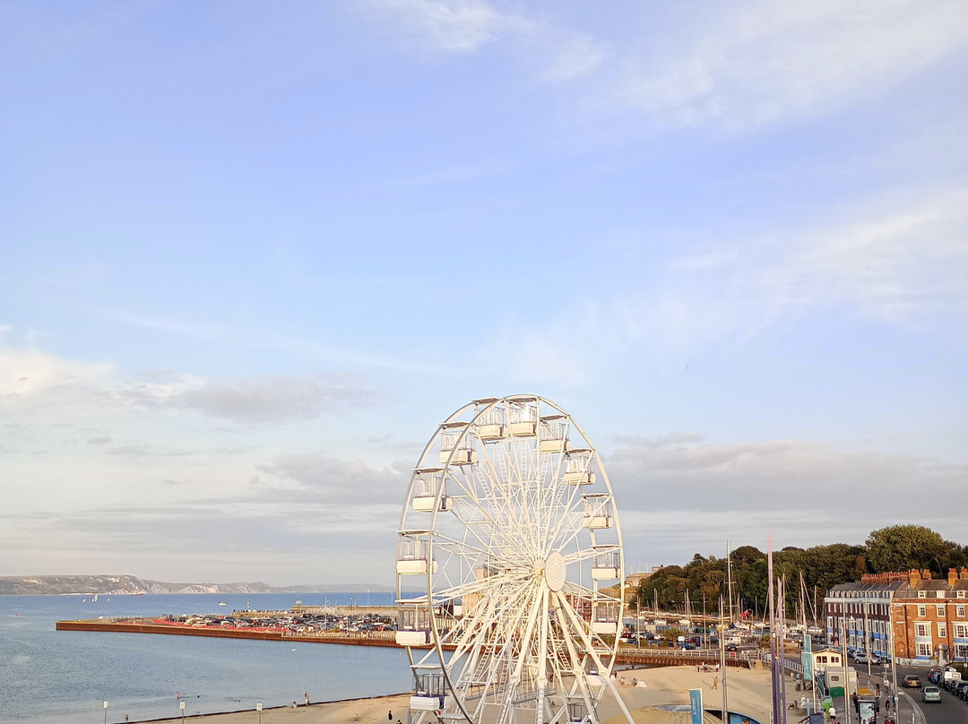 Bay View Hotel主图