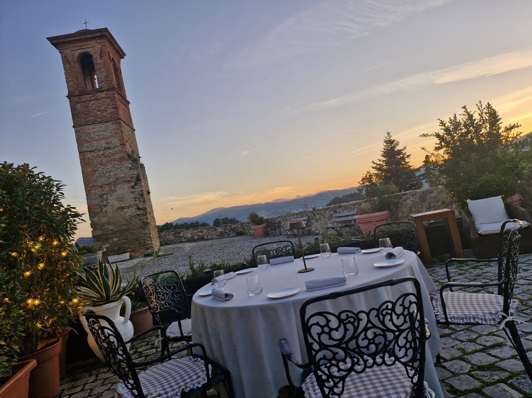 Castello di Albereto主图