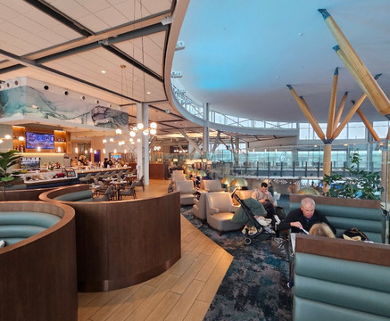 Plaza Premium Lounge International Departures Vancouver International Airport YVR-里士满必去景点