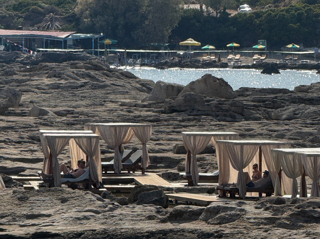 Oasis Beach-Kallithea必去景点