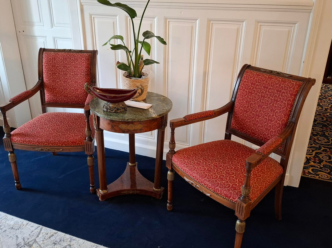 Hotel Les Marechaux主图