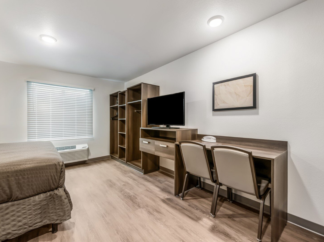 伍德斯普林特斯夏洛特 - 大学研究公园套房主图