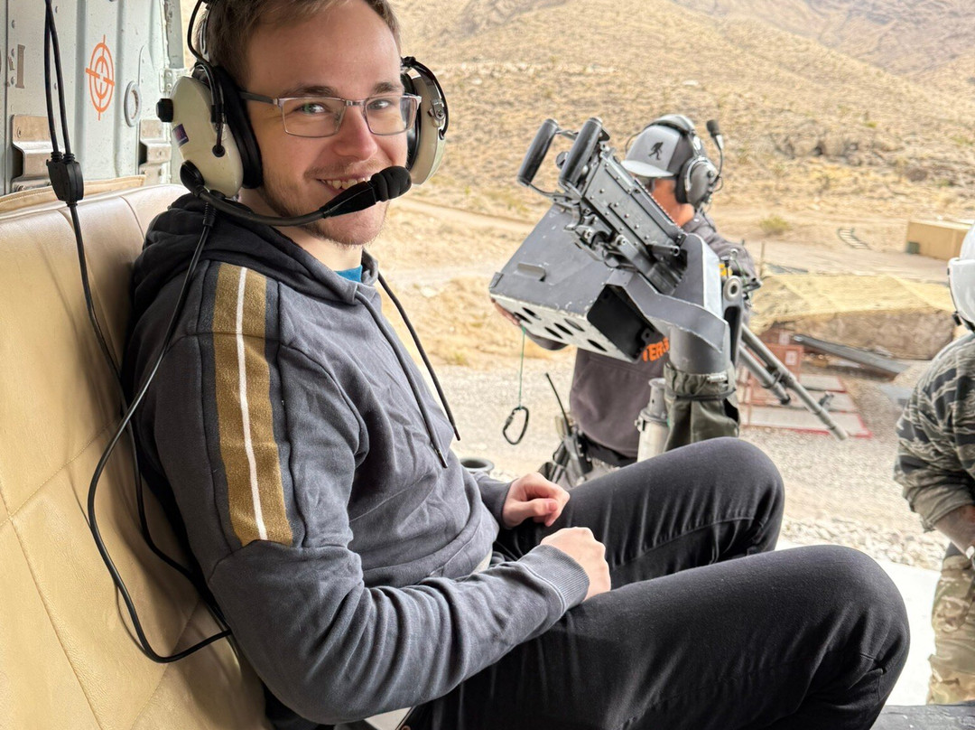 Gunship Helicopters-Sandy Valley必去景点