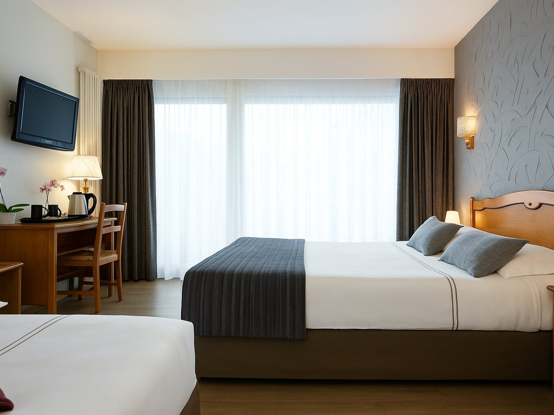 Hôtel Les Chatelminés主图