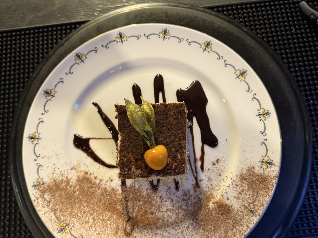 Heaven Restaurant, Bar and Grill