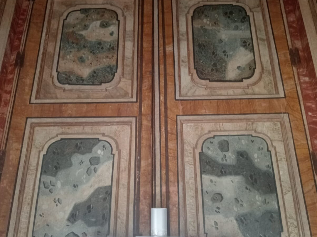 Chiesa Madre di S. Maria Assunta-波利尼亚诺阿马雷必去景点