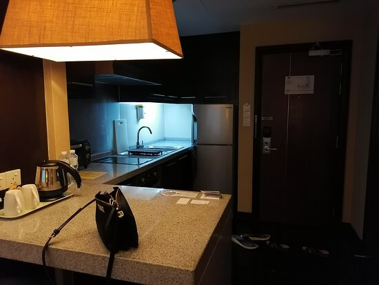 迈可赛套房酒店主图