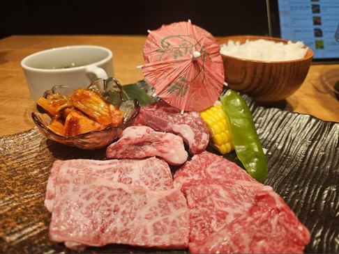 焼肉 神戸十四屋
