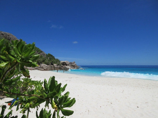 Grande Soeur island-普拉兰岛必去景点