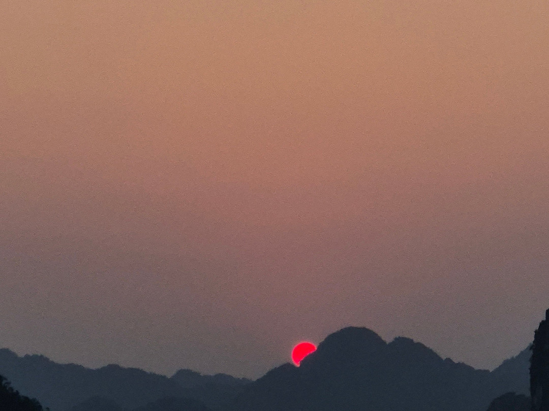 Victory Star Cruise-下龙湾必去景点