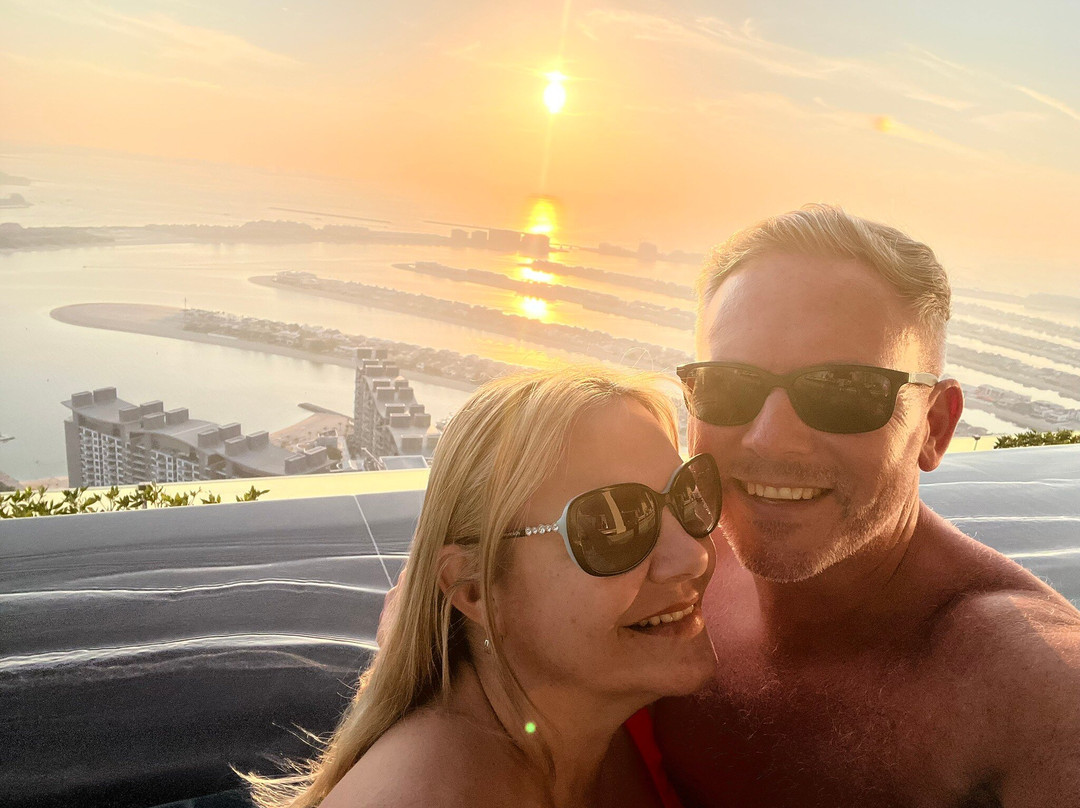 AURA SKYPOOL-迪拜必去景点