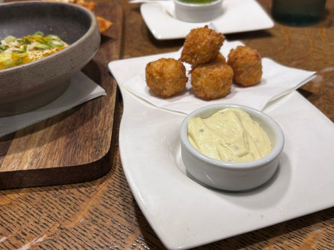 海尔布克酒店主图