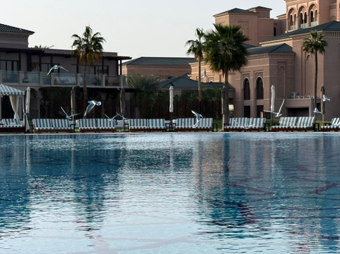 Royal Saray Resort主图