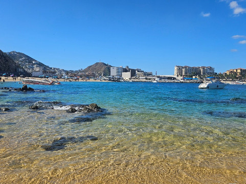 Cannery Beaches-卡波圣卢卡斯必去景点