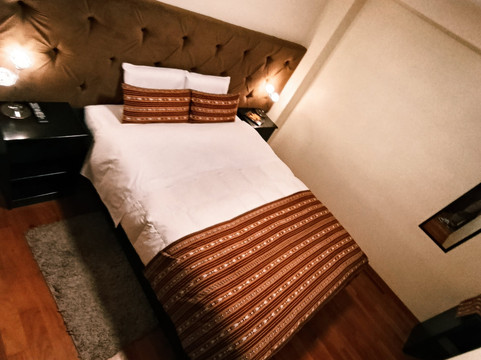 拉斯奎纳斯酒店主图