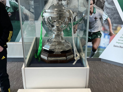 Irish FA Tours-贝尔法斯特必去景点