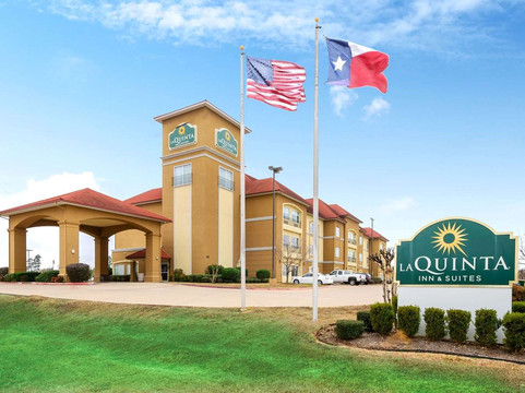 朗维尤北拉昆塔温德姆套房酒店