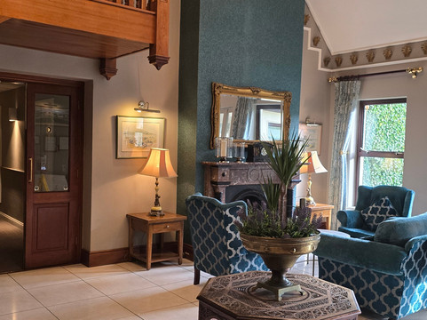 戈尔韦奥兰莫尔小屋会议及休闲中心酒店主图