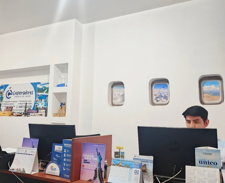 Agencia De Viajes Explroadores Ecuador