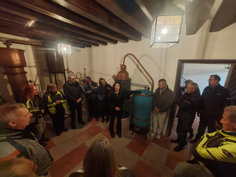 Grapperia Nardini-巴萨诺－德尔格拉帕必去景点