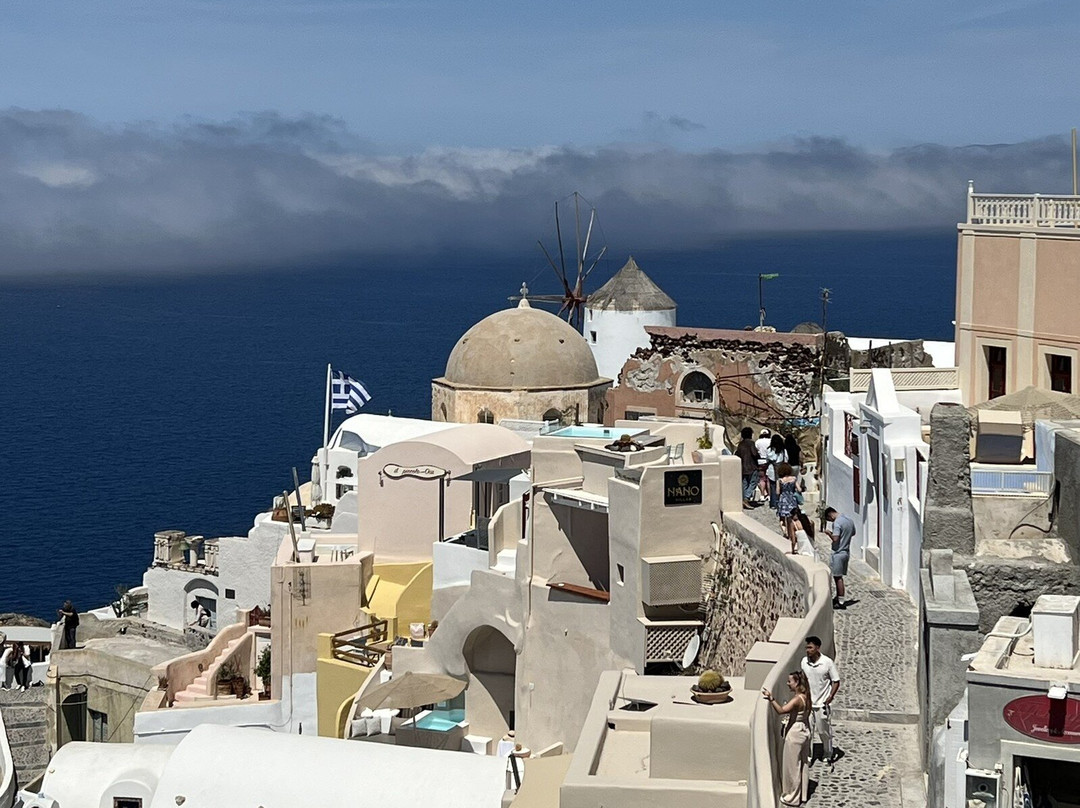 Oia's Main Street-圣托里尼必去景点