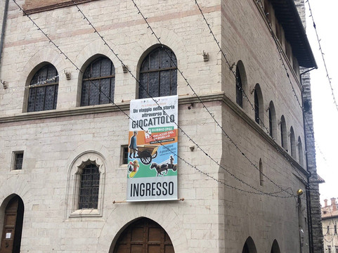 Palazzo del Capitano del Popolo-古比奥必去景点