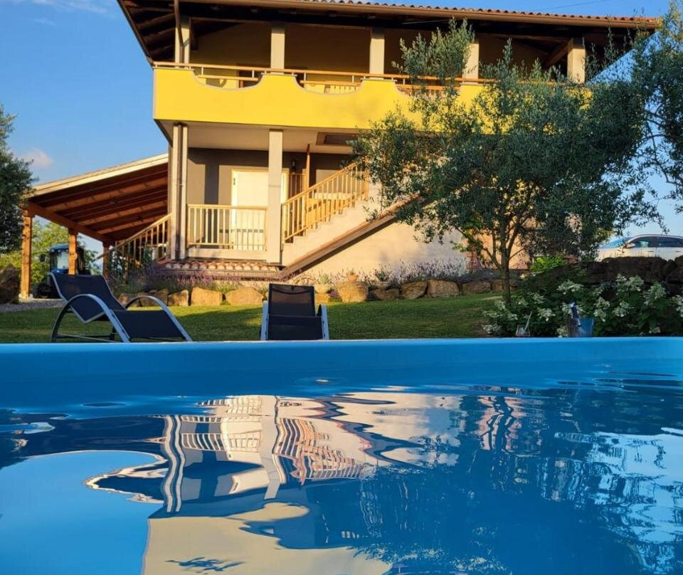 Apartments Strancar wines