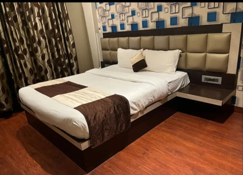 卡尔普塔领主酒店主图