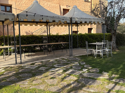 黎莱斯卡斯特隆波齐亚酒店主图