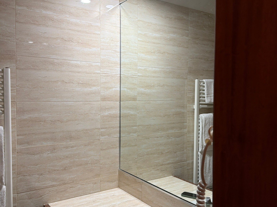 格里洛酒店主图