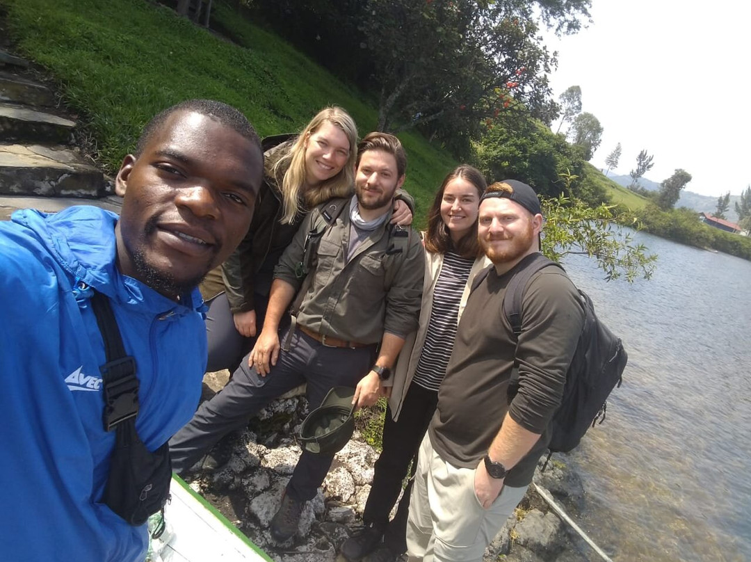 Blue Monkey Tours Rwanda-Kibuye必去景点