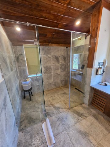 潘趣丛林营地酒店-官方