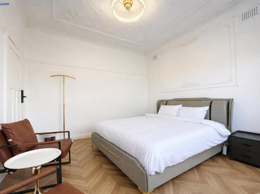 Modern Vintage King size and Single Rooms