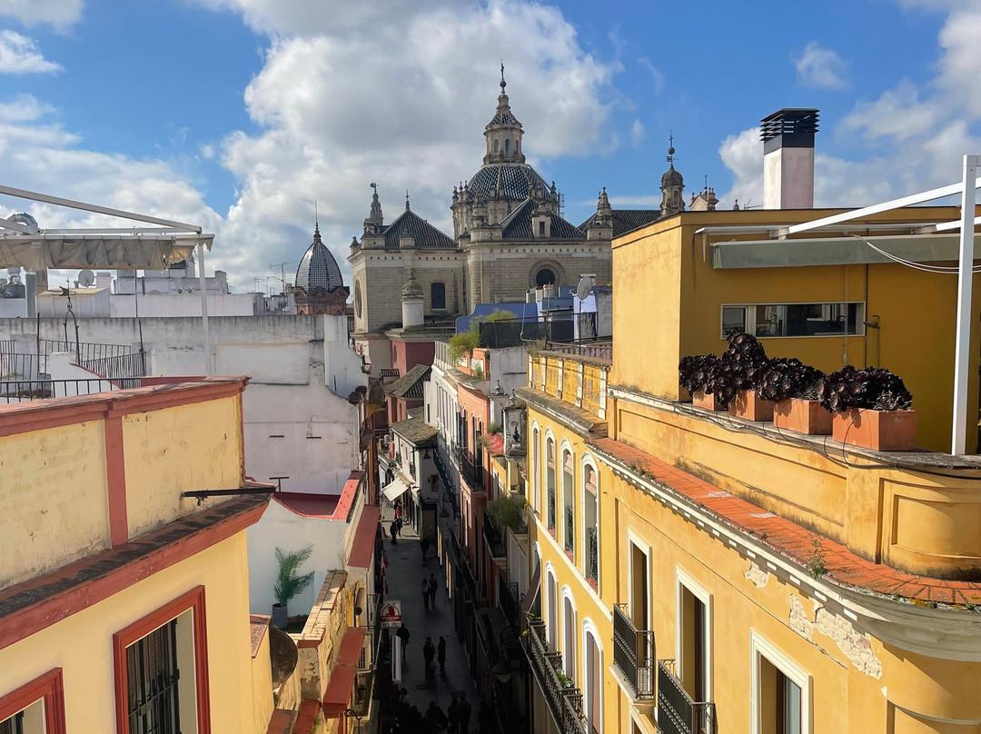 H10卡萨普拉塔酒店主图