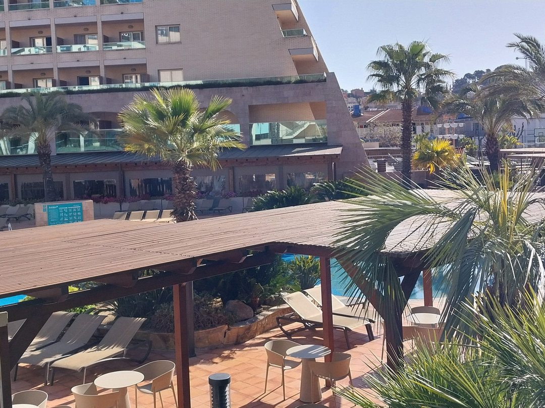 黄金海湾德托萨水疗4星高级酒店主图