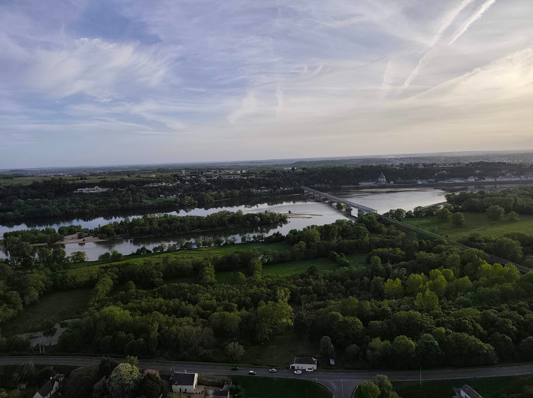 Art Montgolfieres-Saint-Georges-sur-Cher必去景点