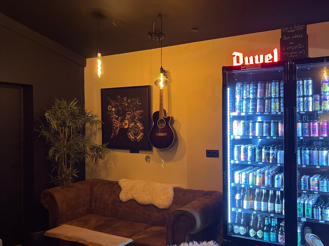 La Base concept store