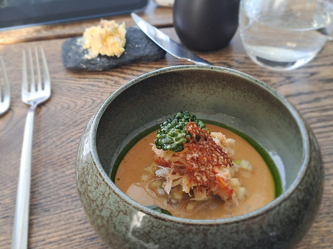 冰峡酒店主图