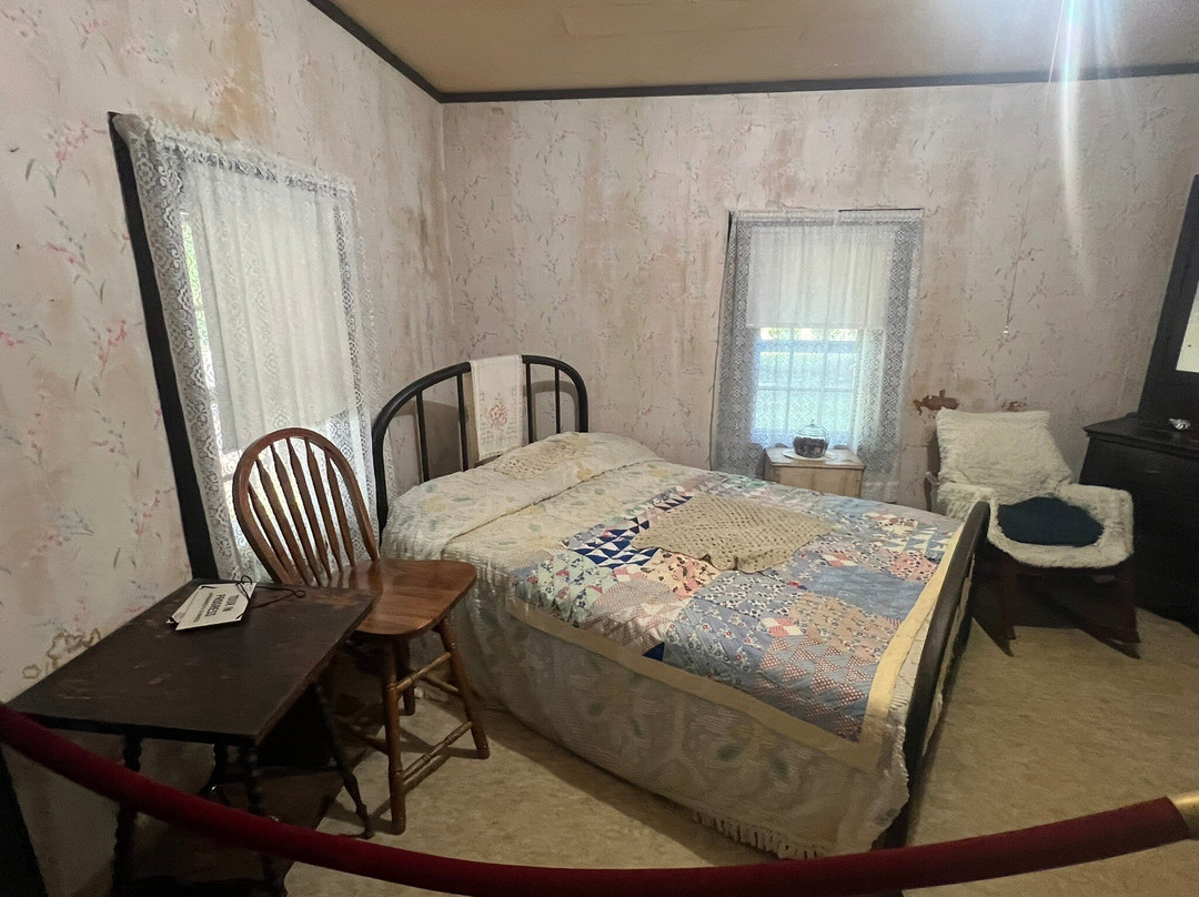 Elvis Presley Birthplace-图珀洛必去景点