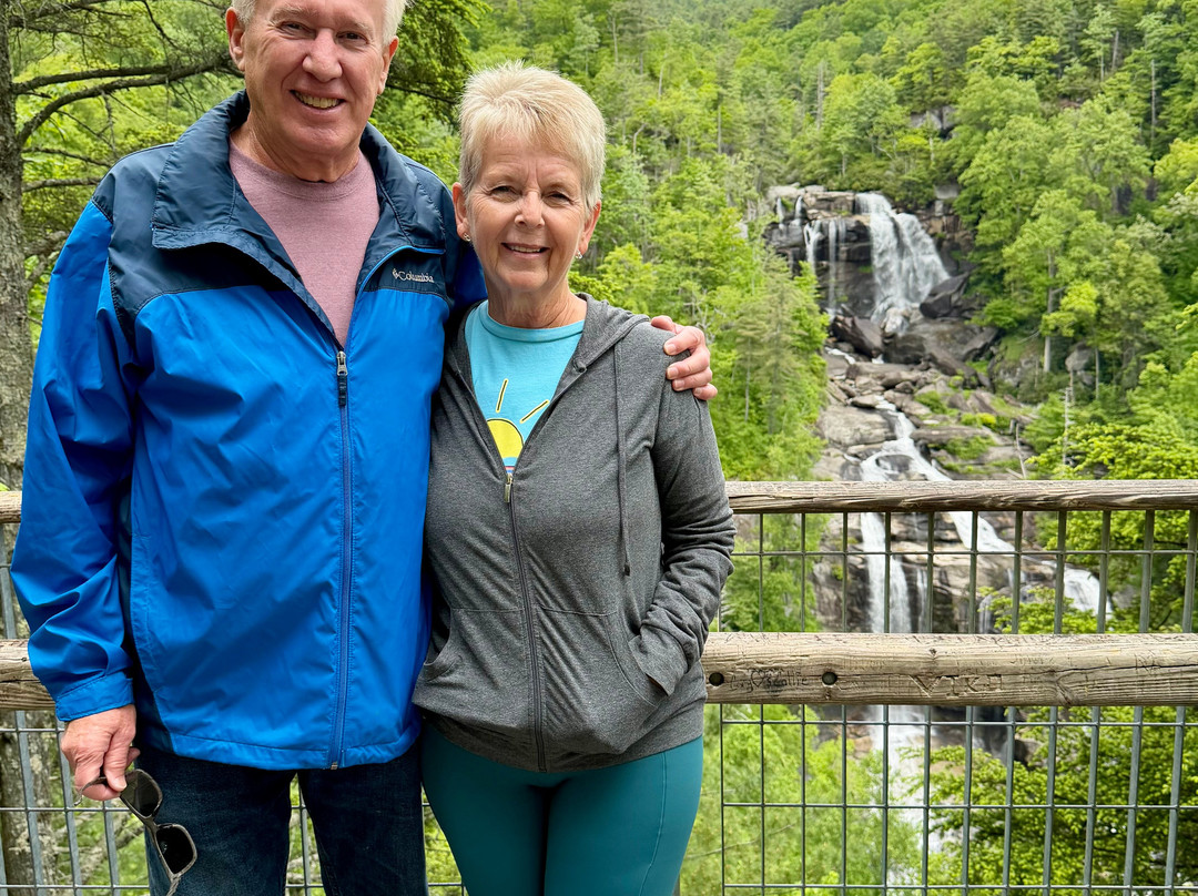Whitewater Falls-Sapphire必去景点