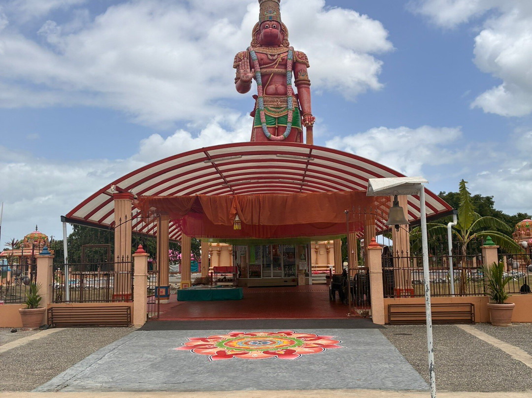 Dattatreya Temple and Hanuman Statue-西班牙港必去景点