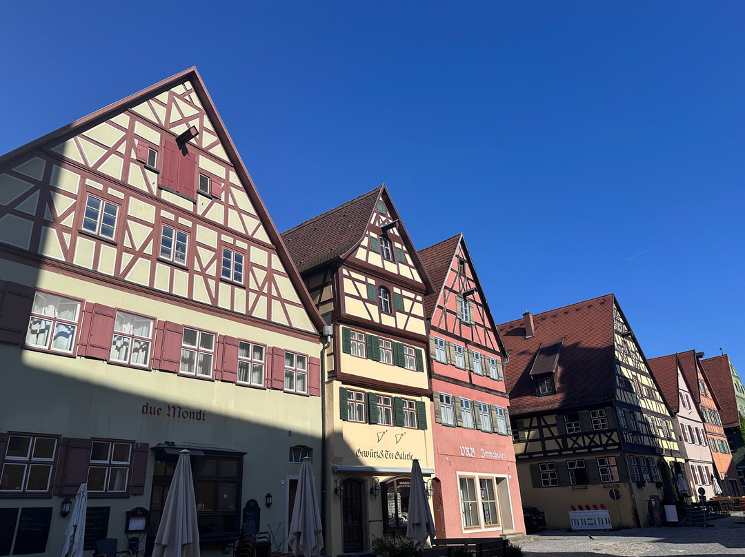 Weinmarkt-丁克尔斯比尔必去景点