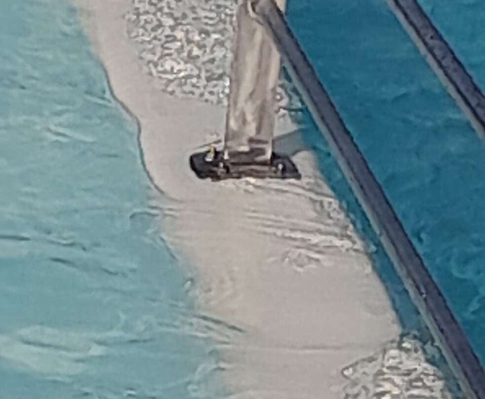 Piscina uisp montà-Monta必去景点