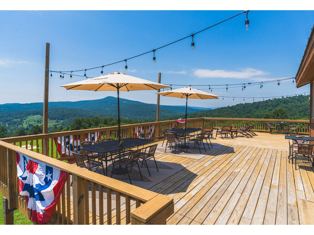 Capstone Vineyards-Linden必去景点