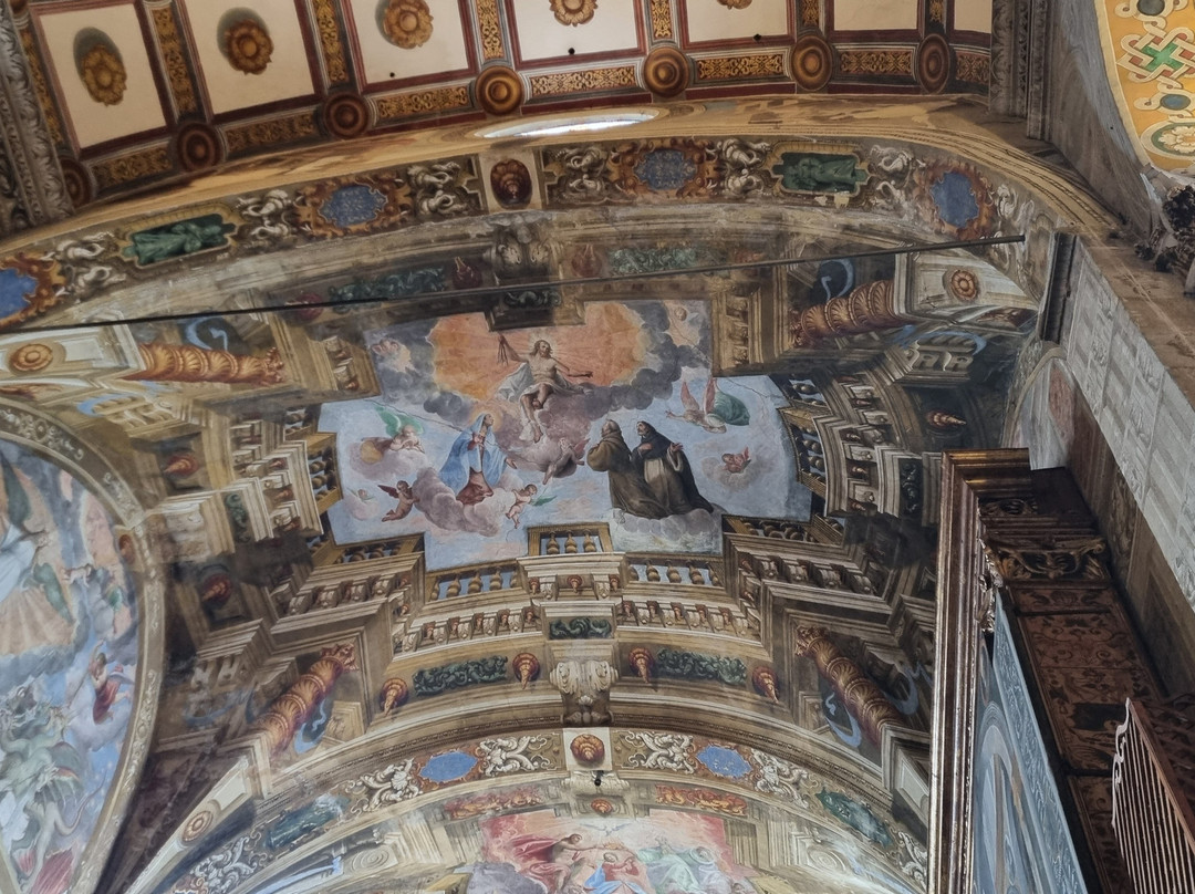 Basilica di Santa Maria in Valvendra-洛韦雷必去景点