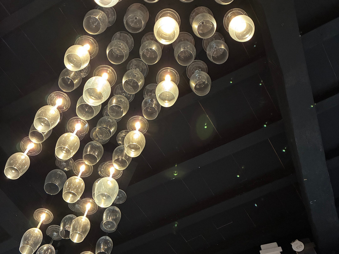 Xana Wine House & Business