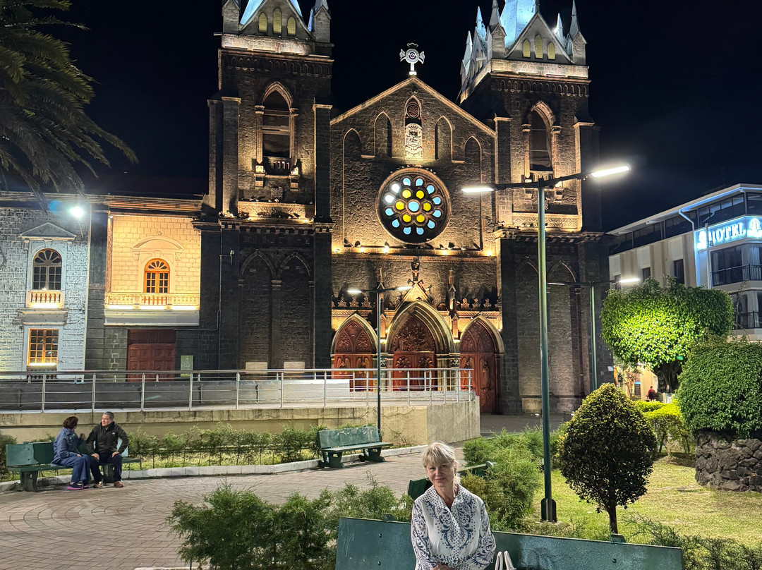 Parque la Basilica-巴尼奥斯必去景点