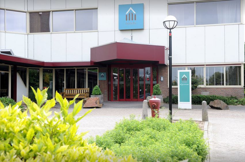 普斯提里翁酒店主图