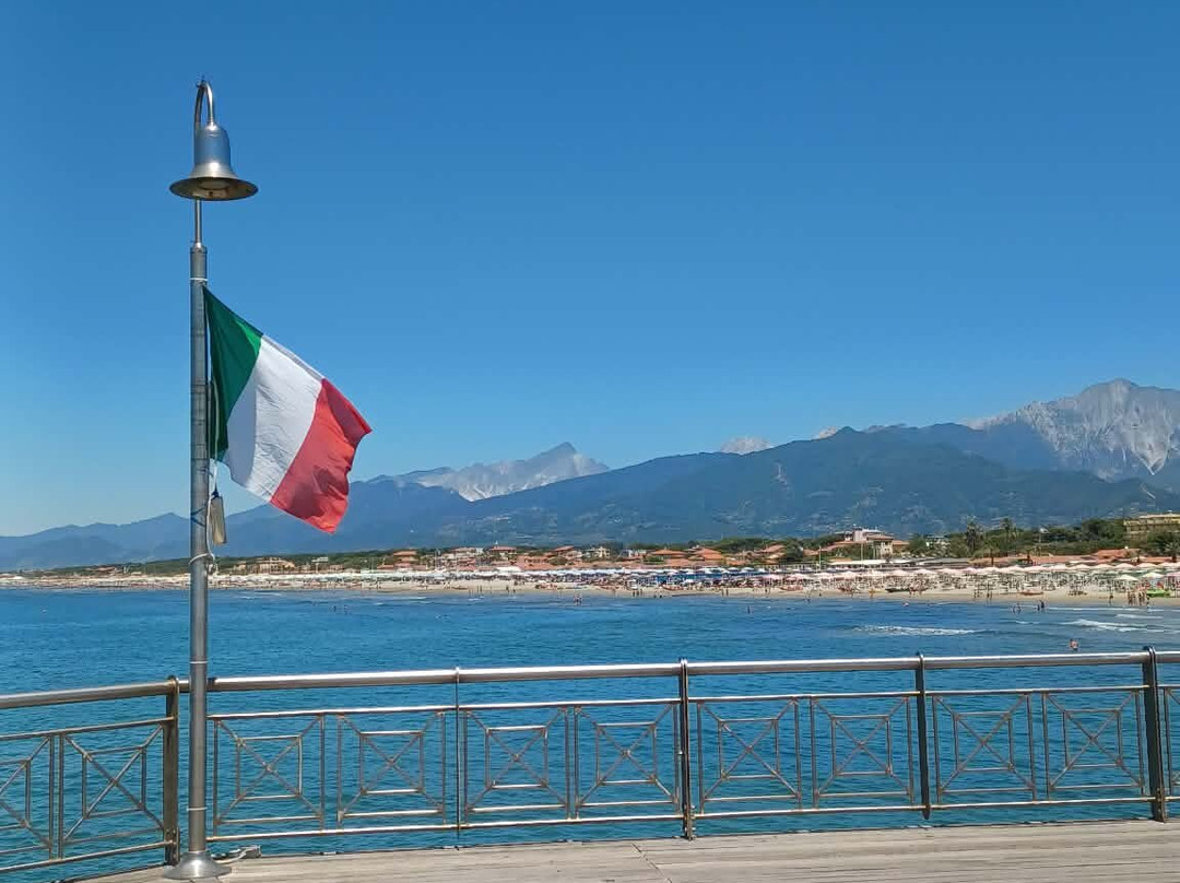 Pontile di Marina di Pietrasanta-马里纳迪彼得拉桑塔必去景点