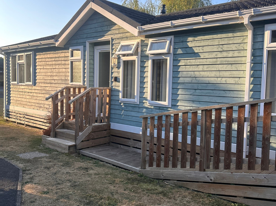 Willow Bay Lodge Escape